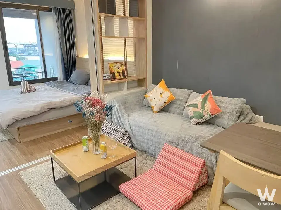 Rama 3, near BRT station with connection to BTS Chong Nonsi and Queen Sirikit National Convention Center (QSNCC)