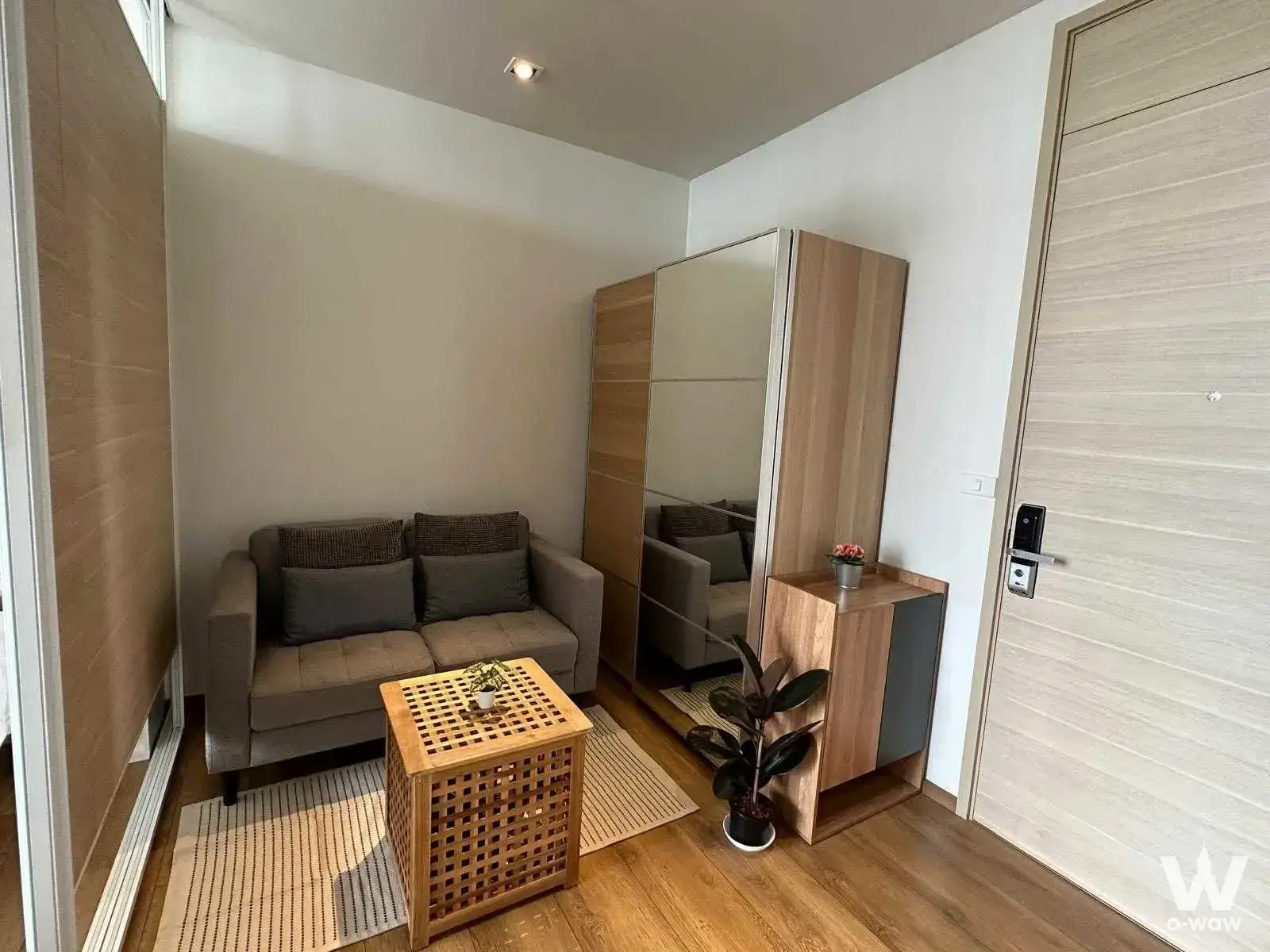 Condo with 1 bedroom for rent at Park Origin Phrom Phong — photo 1 of 4