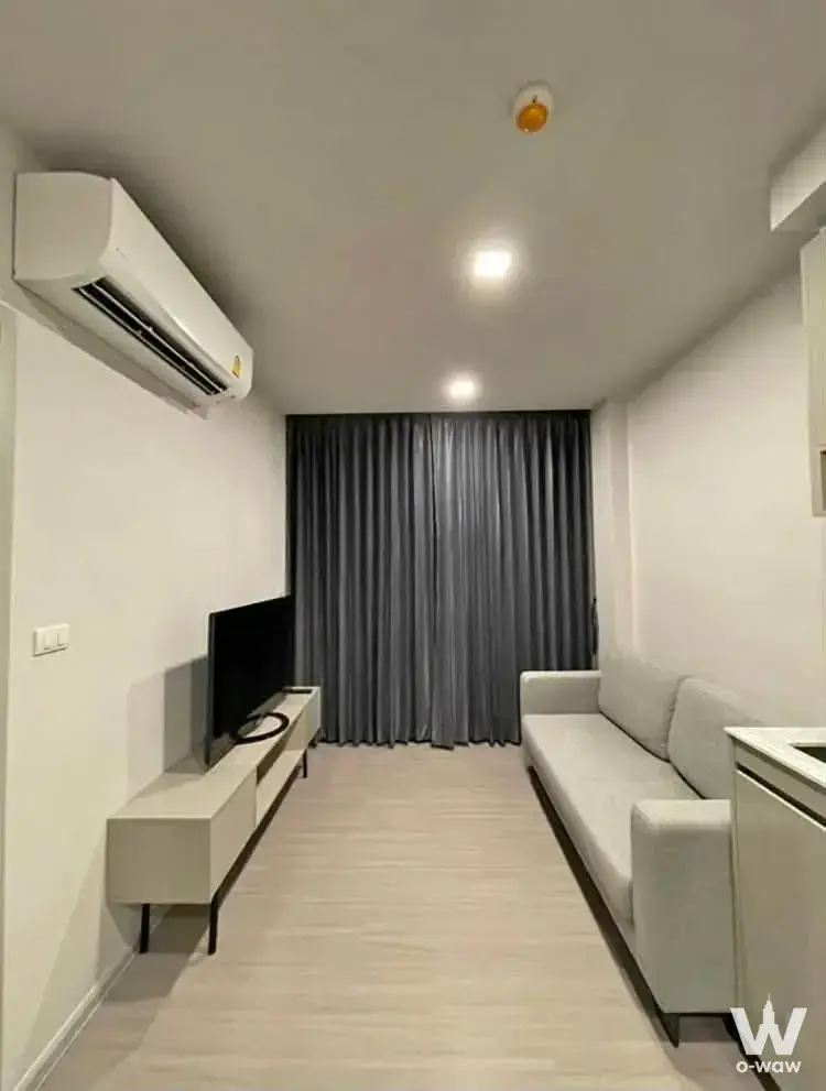 Sukhumvit 42, near Ekkamai BTS Station (550 meters)
