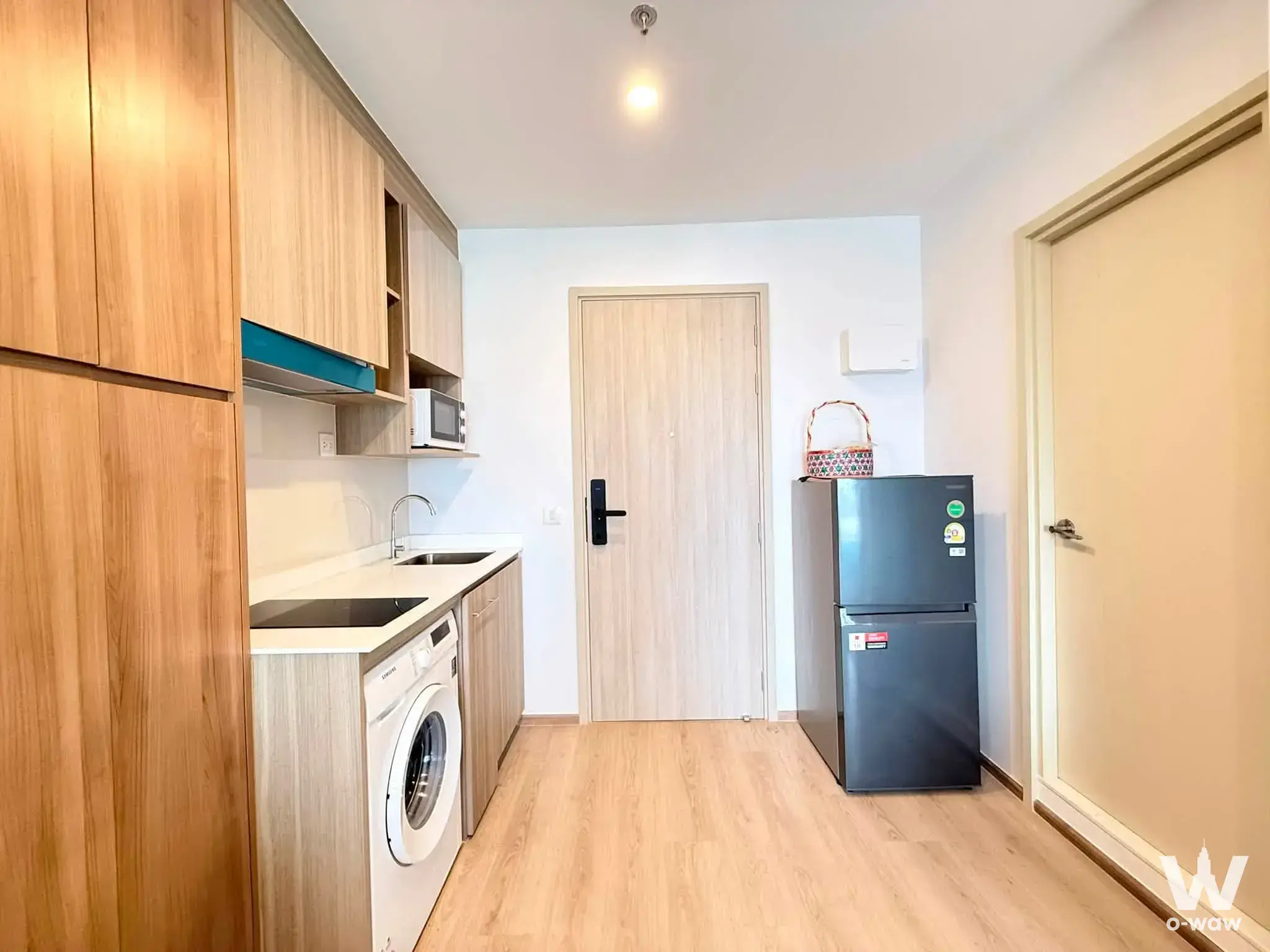 Condo with 1 bedroom for rent at Life Rama 4 - Asoke — photo 3 of 5