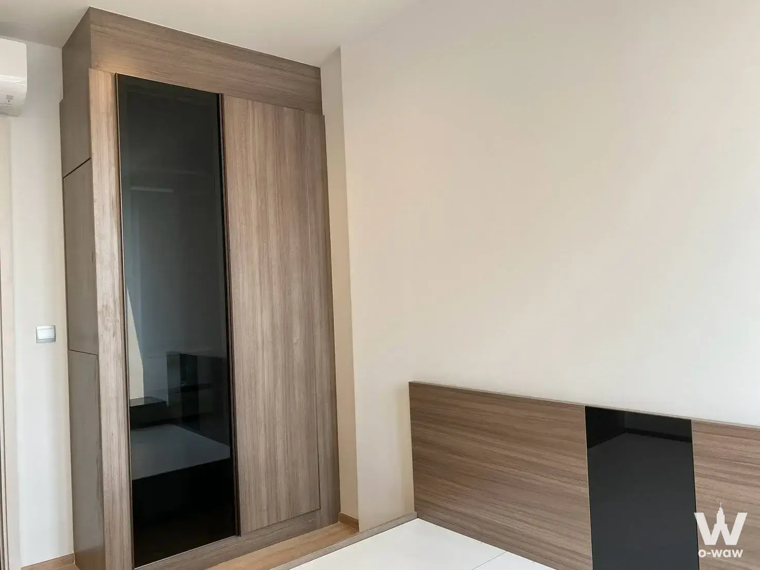 Condo with 1 bedroom for rent at THE LINE Phahon-Pradipat — photo 1 of 5