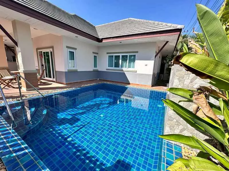 Dusit Soi Wat Yan, Pattaya, Chonburi