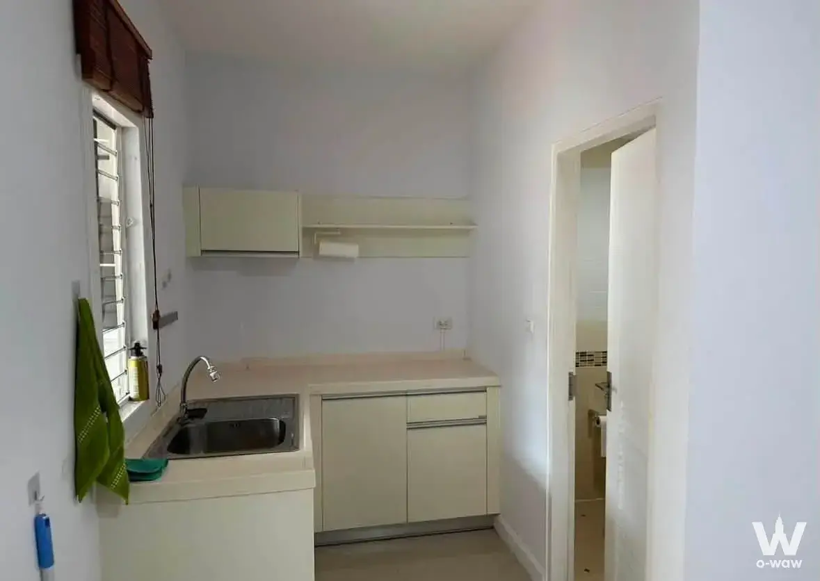 Townhouse with 3 bedrooms for rent at URBAN SATHORN (Marcopolo Villa) — photo 4 of 5