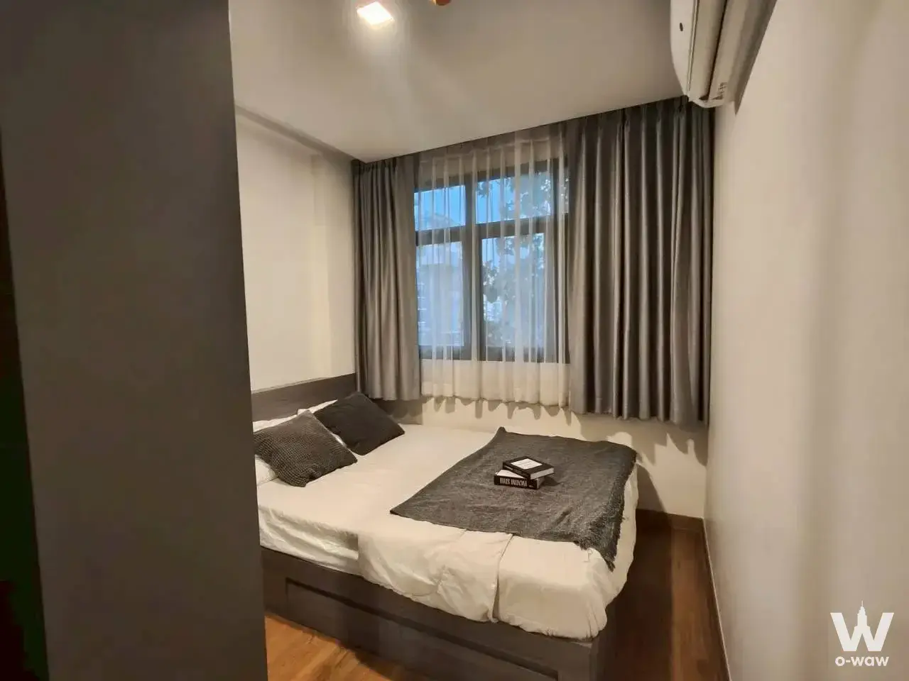 Near Ram Inthra 21, close to Chaloem Phrakiat Pink Line Elevated Railway Station (Lad Pla Khao Station 0.3km), Bangkok