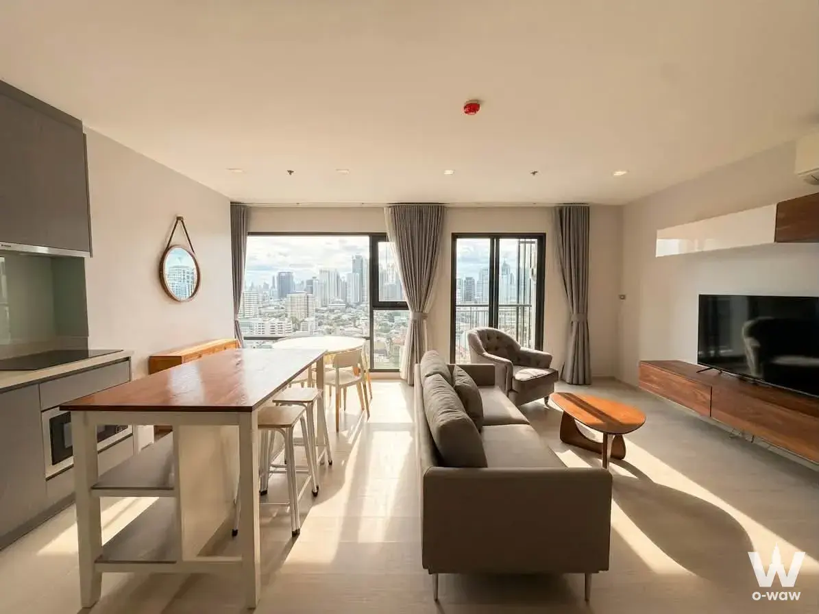 Condo with 2 bedrooms for rent at Rhythm Sukhumvit 36-38 — photo 1 of 5