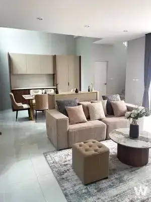 Townhouse with 4 bedrooms for rent at Thakam Road, Thalam, Bangkhuntian, Bangkok — photo 1 of 4