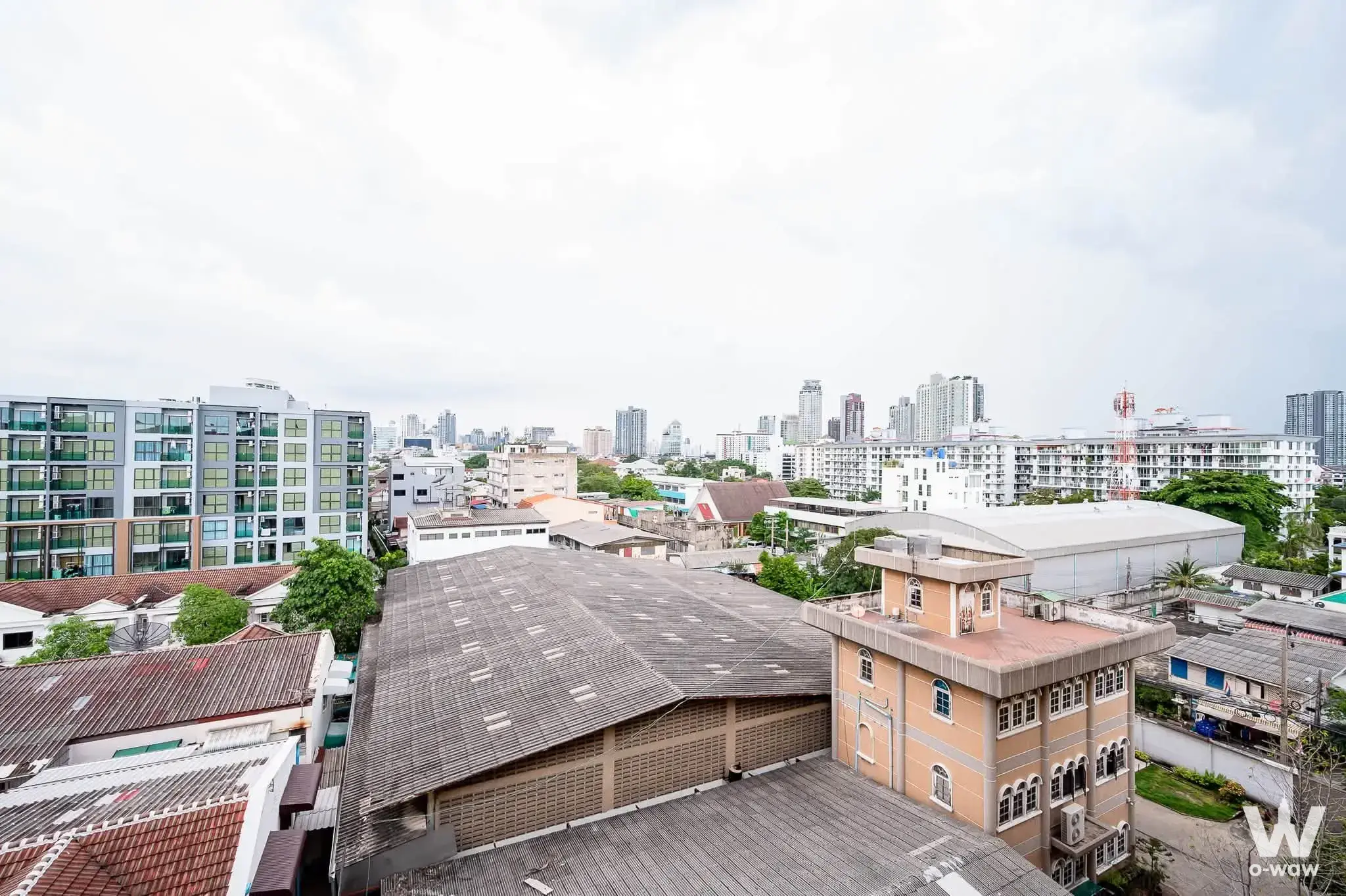 Condo with 1 bedroom for rent at THE BASE Sukhumvit 50 — photo 3 of 5