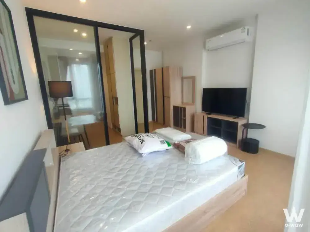 Condo with 1 bedroom for rent at MARU Ekkamai 2 — photo 1 of 5