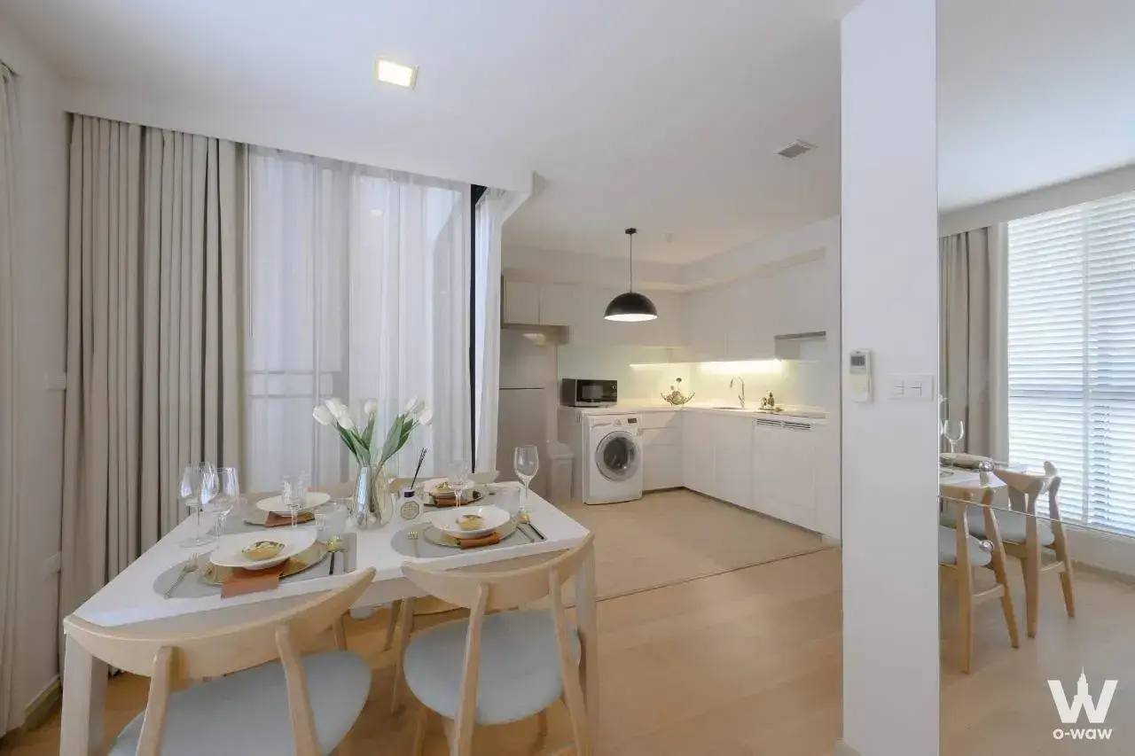Condo with 2 bedrooms for sale at LIV@49 — photo 4 of 5