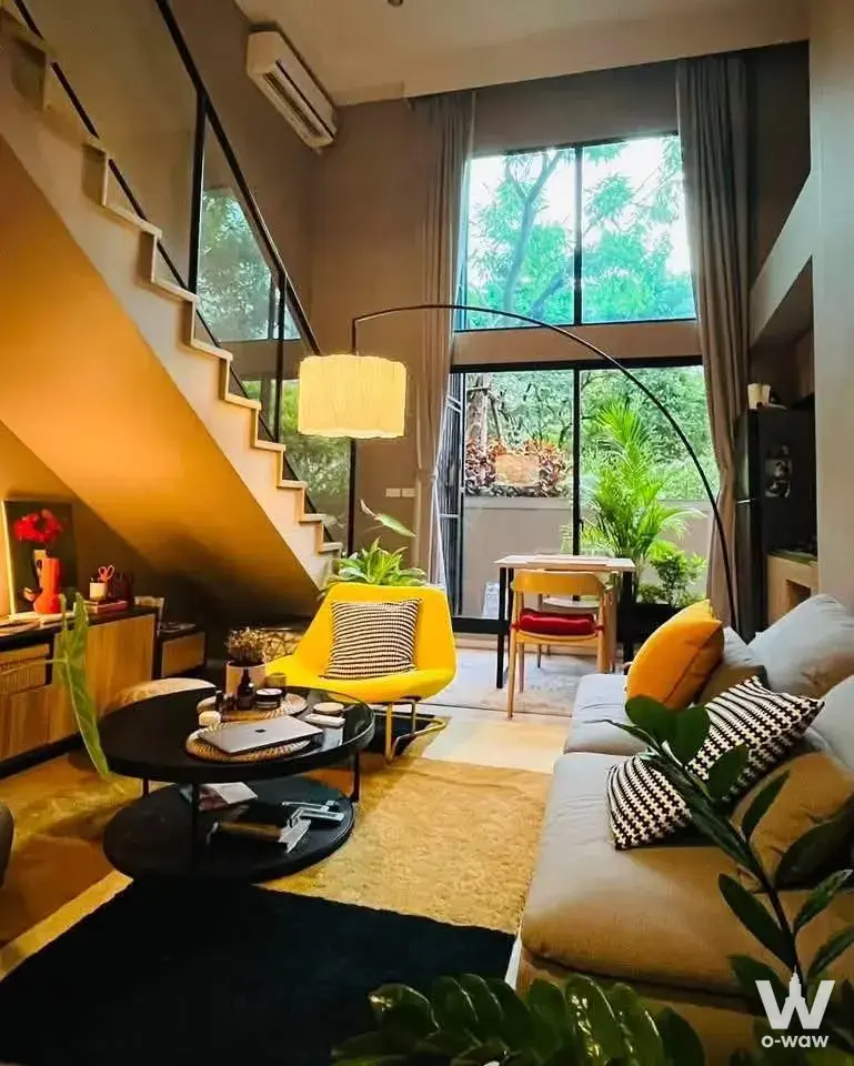 Sathorn-Charoenrat