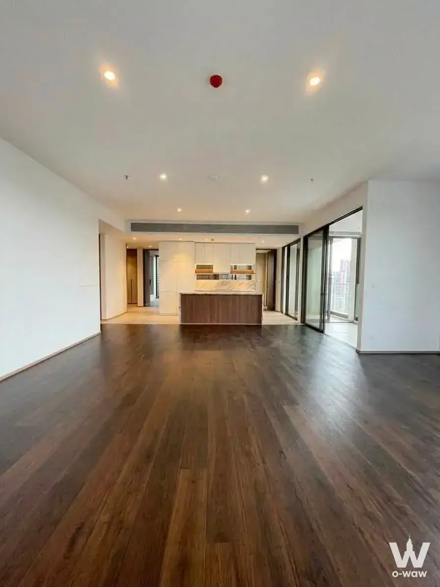 Sathorn-Silom area, Bangkok. Approximately 500 meters from Sala Daeng BTS station. Close to Lumphini Park, Silom-Sathorn business district, Michelin-starred restaurants, international schools, and leading hospitals.