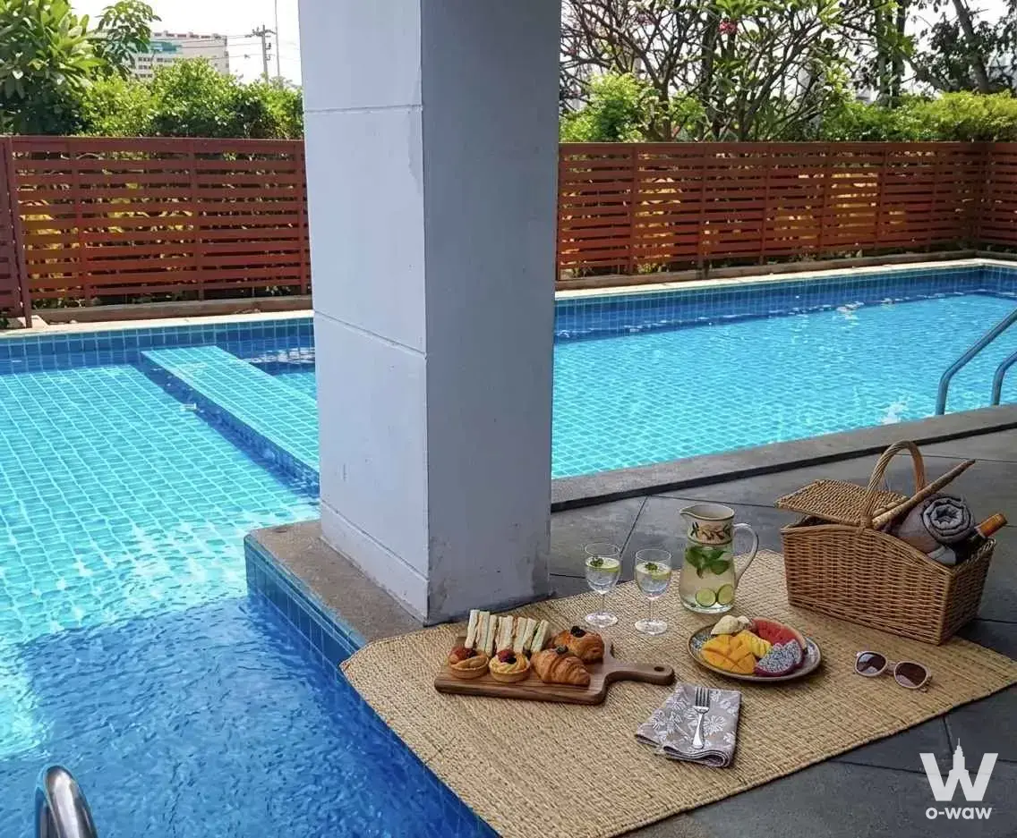 Condo with 1 bedroom for sale at Prima Srinagarindra Condo — photo 2 of 4