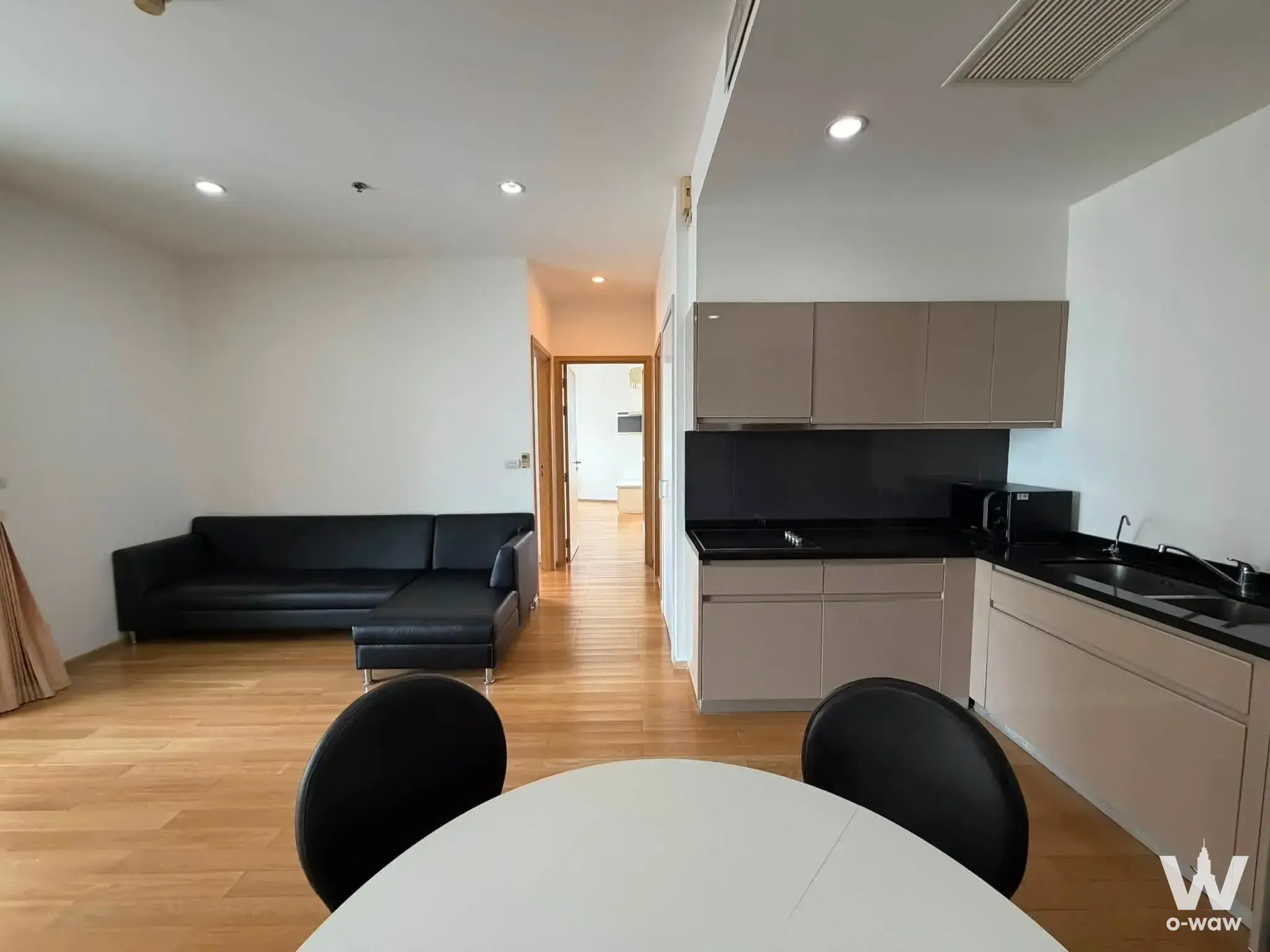 Condo with 2 bedrooms for rent at 39 by Sansiri — photo 2 of 5