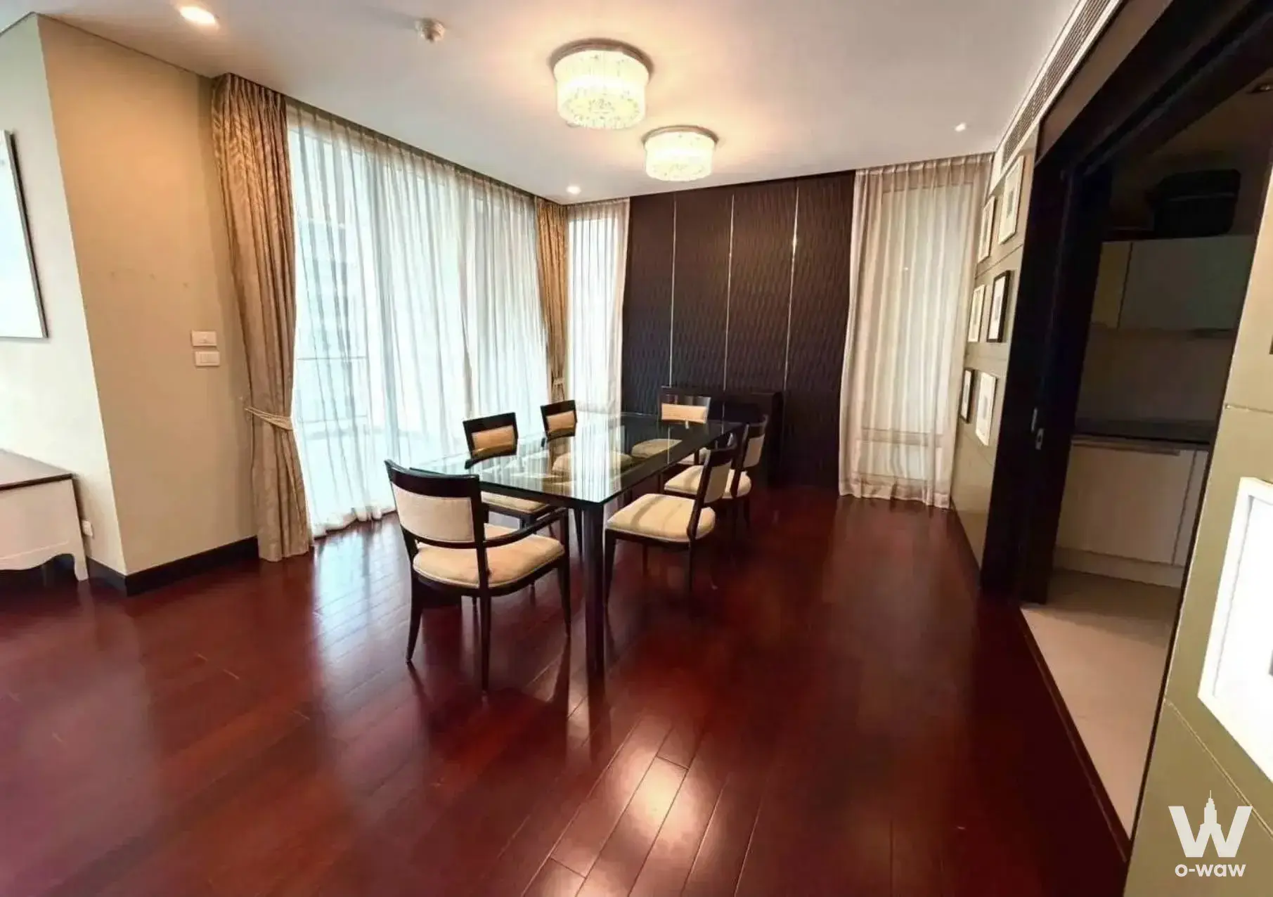 Condo with 3 bedrooms for rent at The Park Chidlom — photo 3 of 5