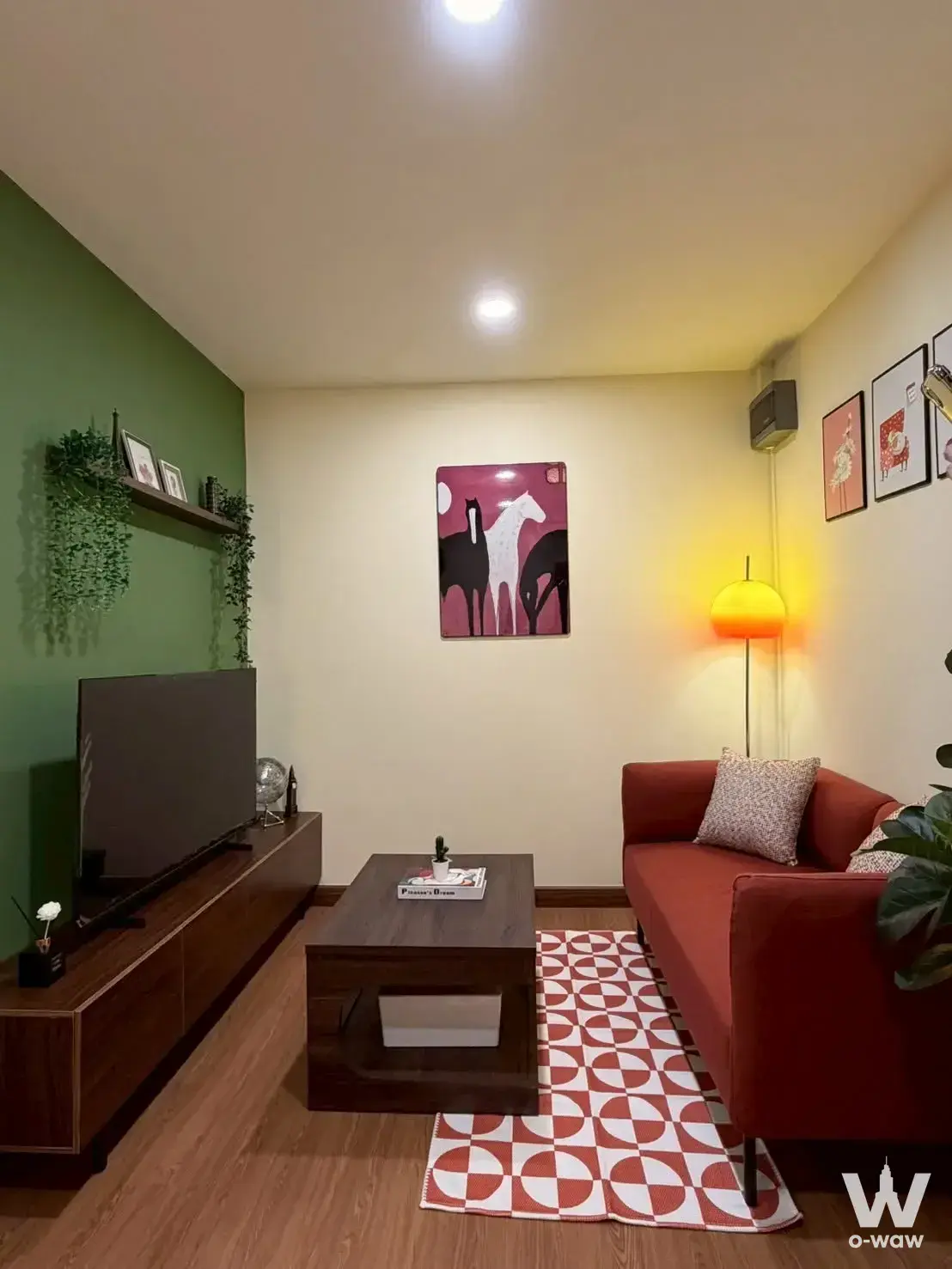 Sanameng area, Chiang Mai, near Meta Mall and Central Festival
