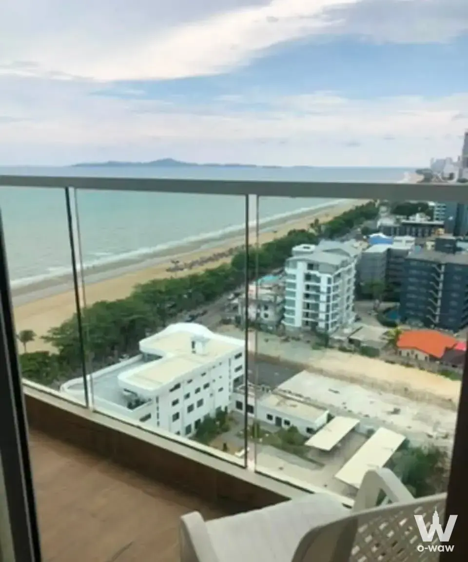 Condo with 1 bedroom for sale at Cetus Beachfront Condominium Pattaya — photo 1 of 5