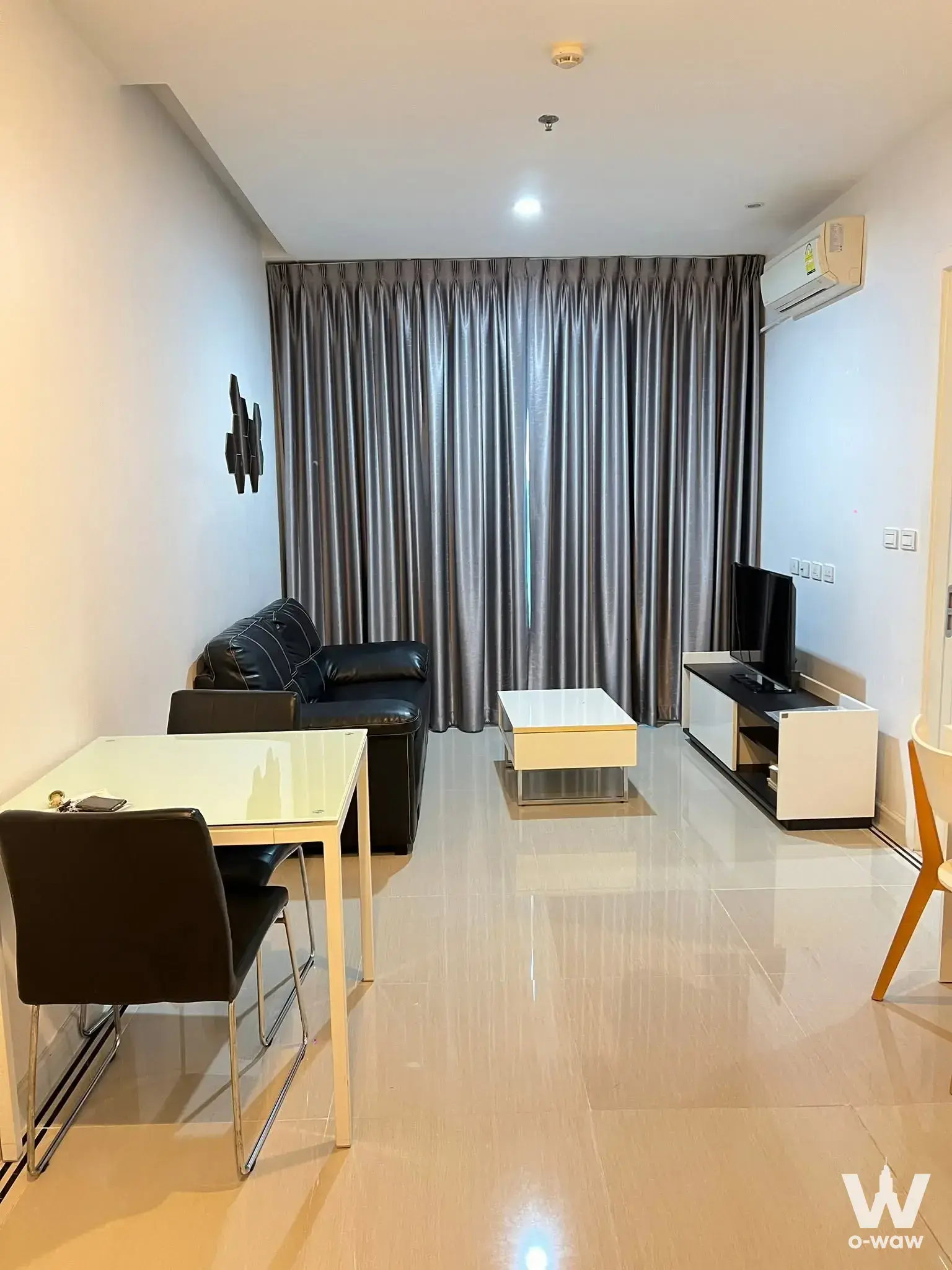 Commercial with 1 bedroom for rent at TC Green Rama 9 — photo 2 of 5