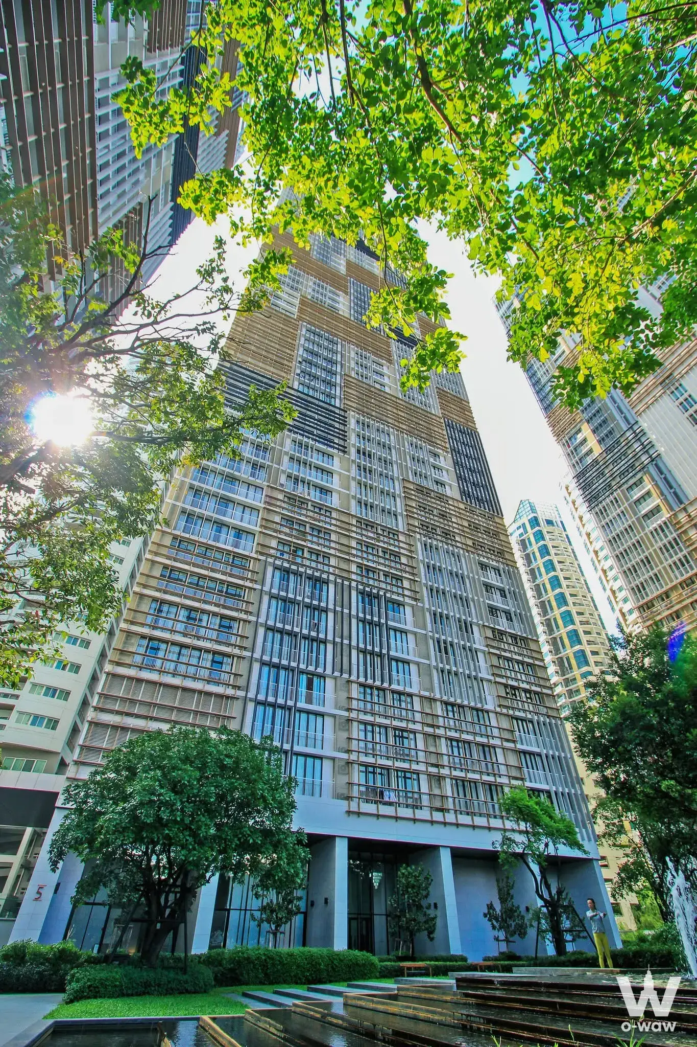 Condo with 1 bedroom for rent at Park Origin Phrom Phong — photo 1 of 5