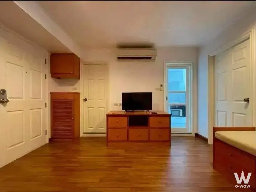 Condo with 1 bedroom for rent at Lumpini Ville Sukhumvit 77-2 — photo 4 of 5