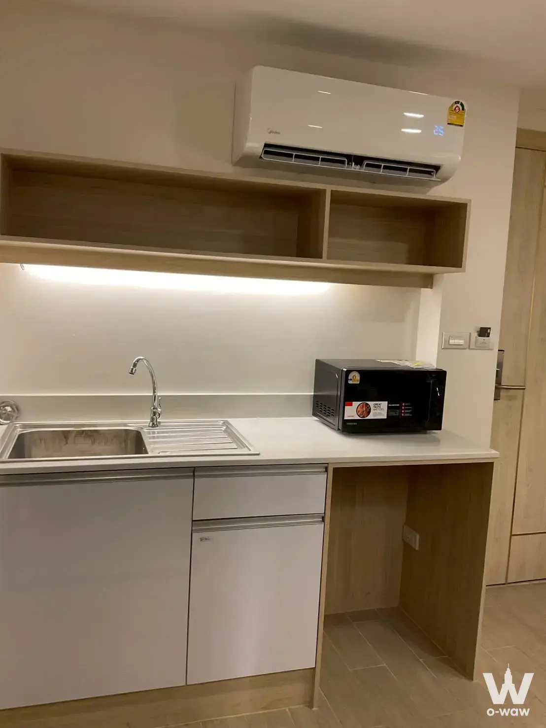Condo with 1 bedroom for rent at Level Bangna — photo 2 of 5