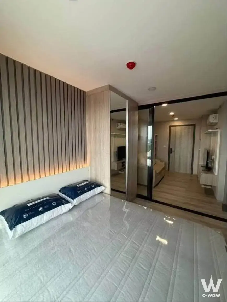 Condo with 1 bedroom for rent at Origin Plug & Play Srinakarin — photo 3 of 5