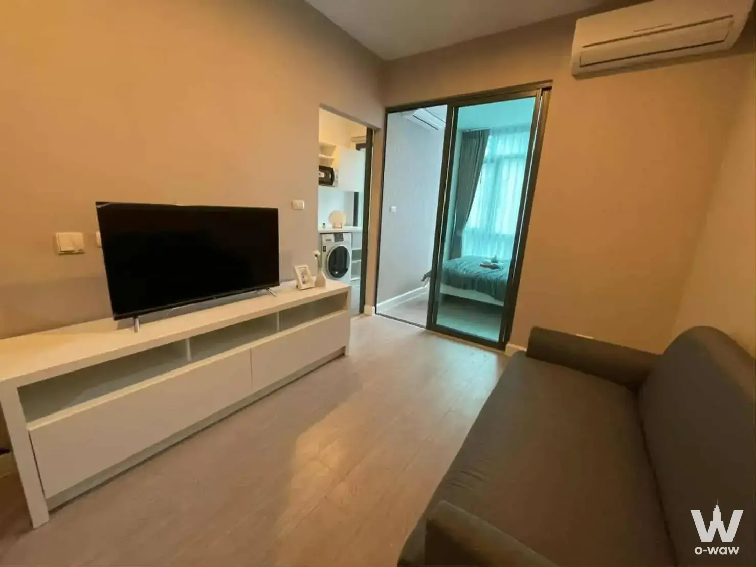 Near Bang Son Station (0.3 km), close to MRT Red and Purple lines, Prasert Chuen area