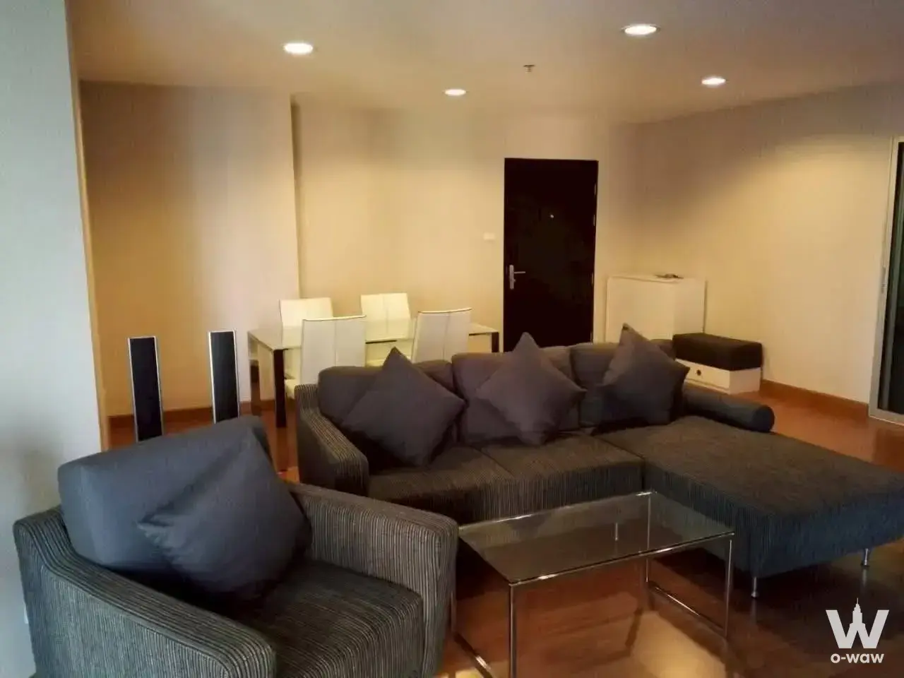 Condo with 3 bedrooms for rent at Belle Grand Rama 9 — photo 2 of 4