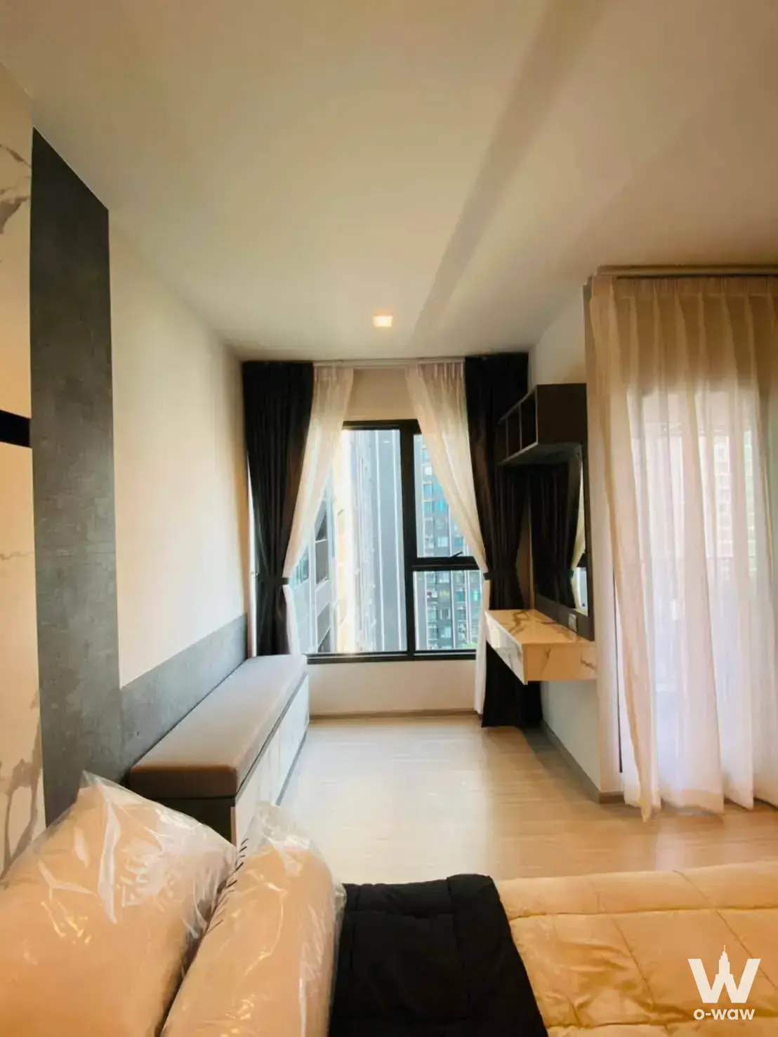 Condo with 1 bedroom for rent at Life Asoke - Rama 9 — photo 2 of 4