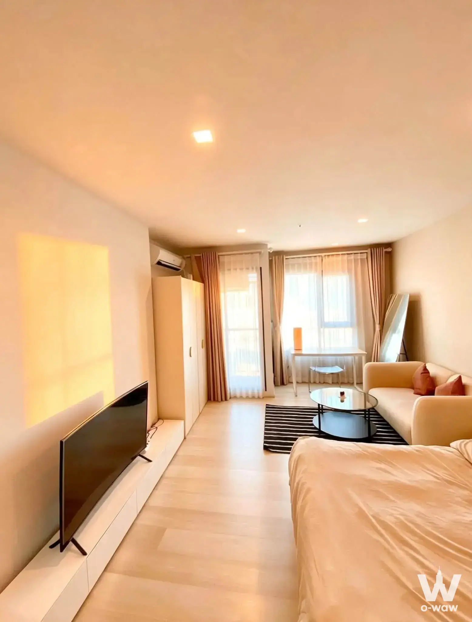 Condo with 1 bedroom for rent at Life One Wireless — photo 1 of 4