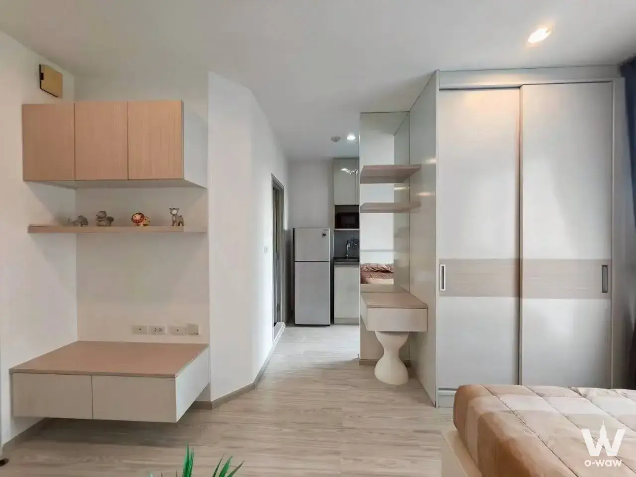 Commercial with 1 bedroom for rent at Ideo Mobi Sukhumvit Eastgate — photo 4 of 5