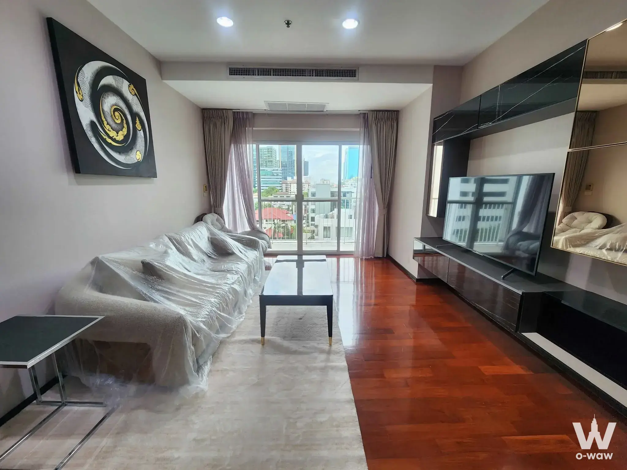Condo with 2 bedrooms for rent at Noble Ora — photo 2 of 5