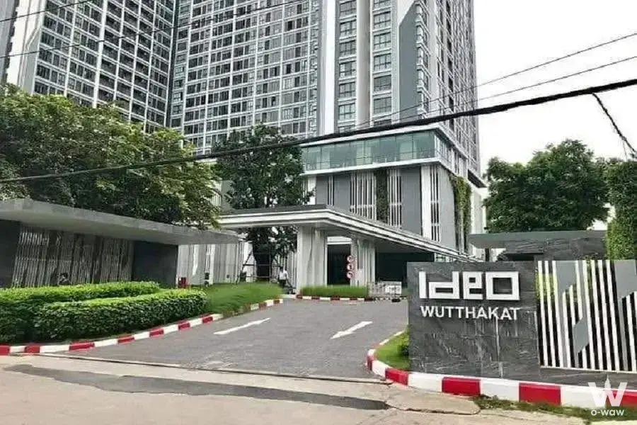 Near BTS Wutthakat Station and Siam University