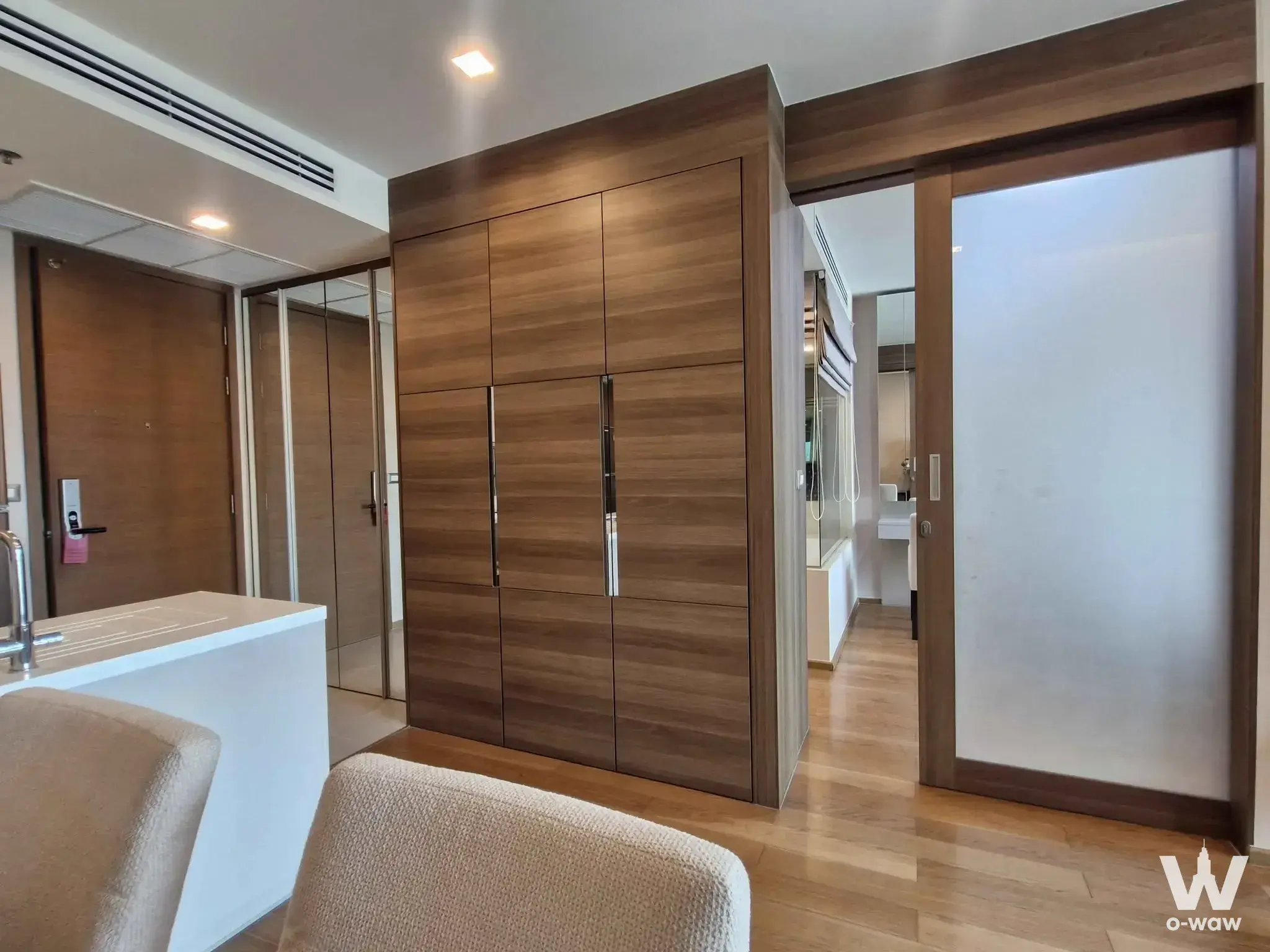 Condo with 1 bedroom for rent at The Address Sathon — photo 4 of 5
