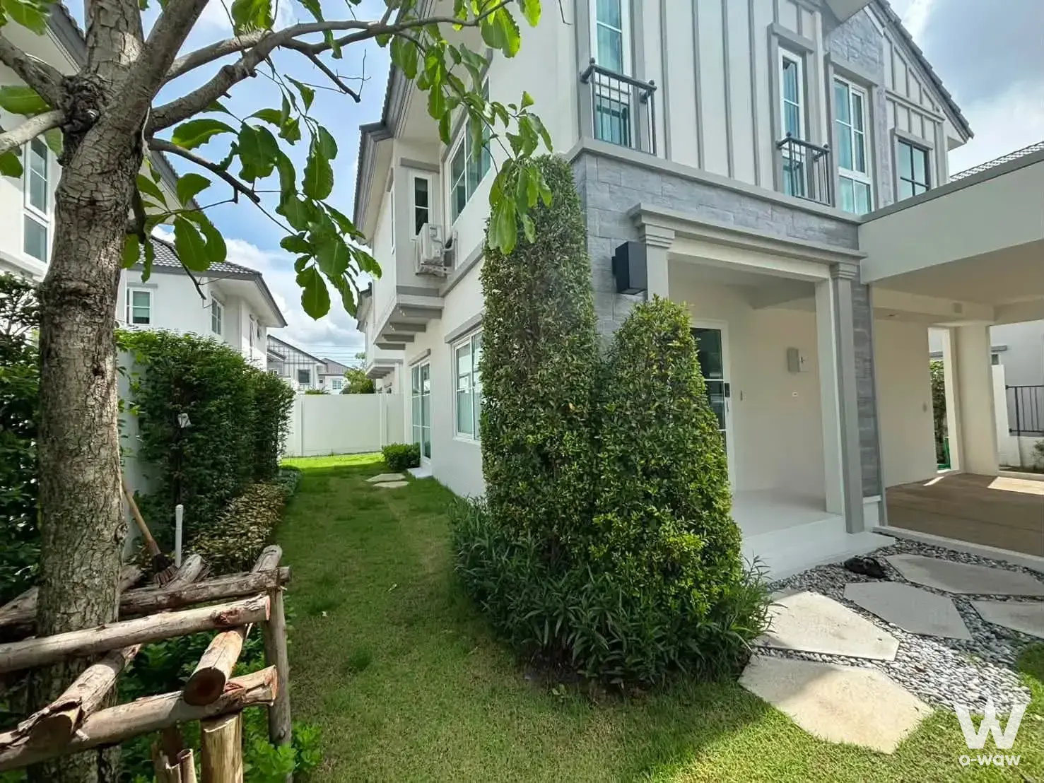 House with 3 bedrooms for rent at Villaggio 3 ศรีนครินทร์-บางนา — photo 2 of 5