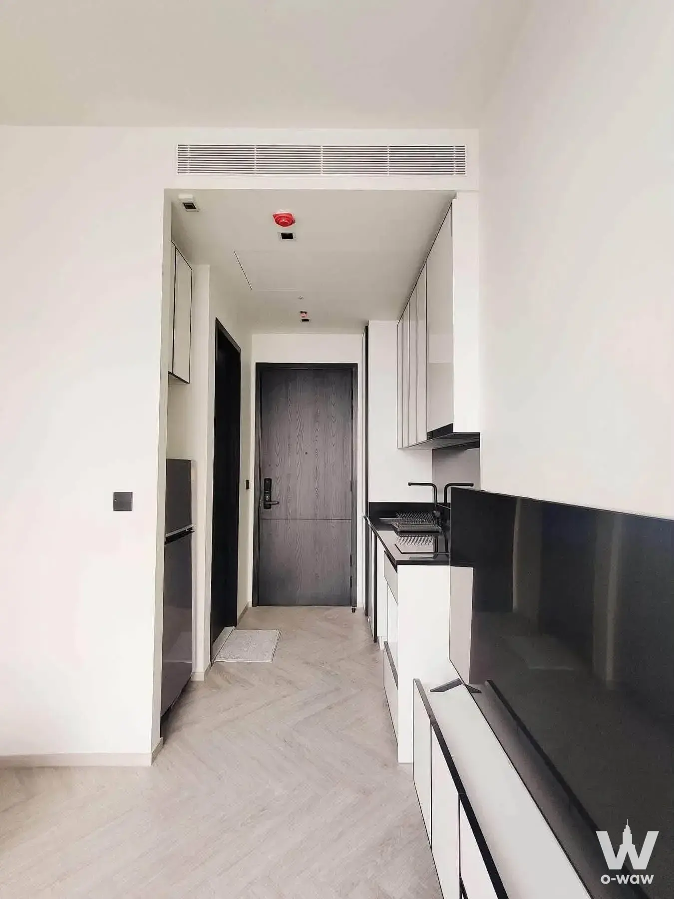 Condo with 1 bedroom for rent at Chapter Charoennakhon–Riverside — photo 3 of 5
