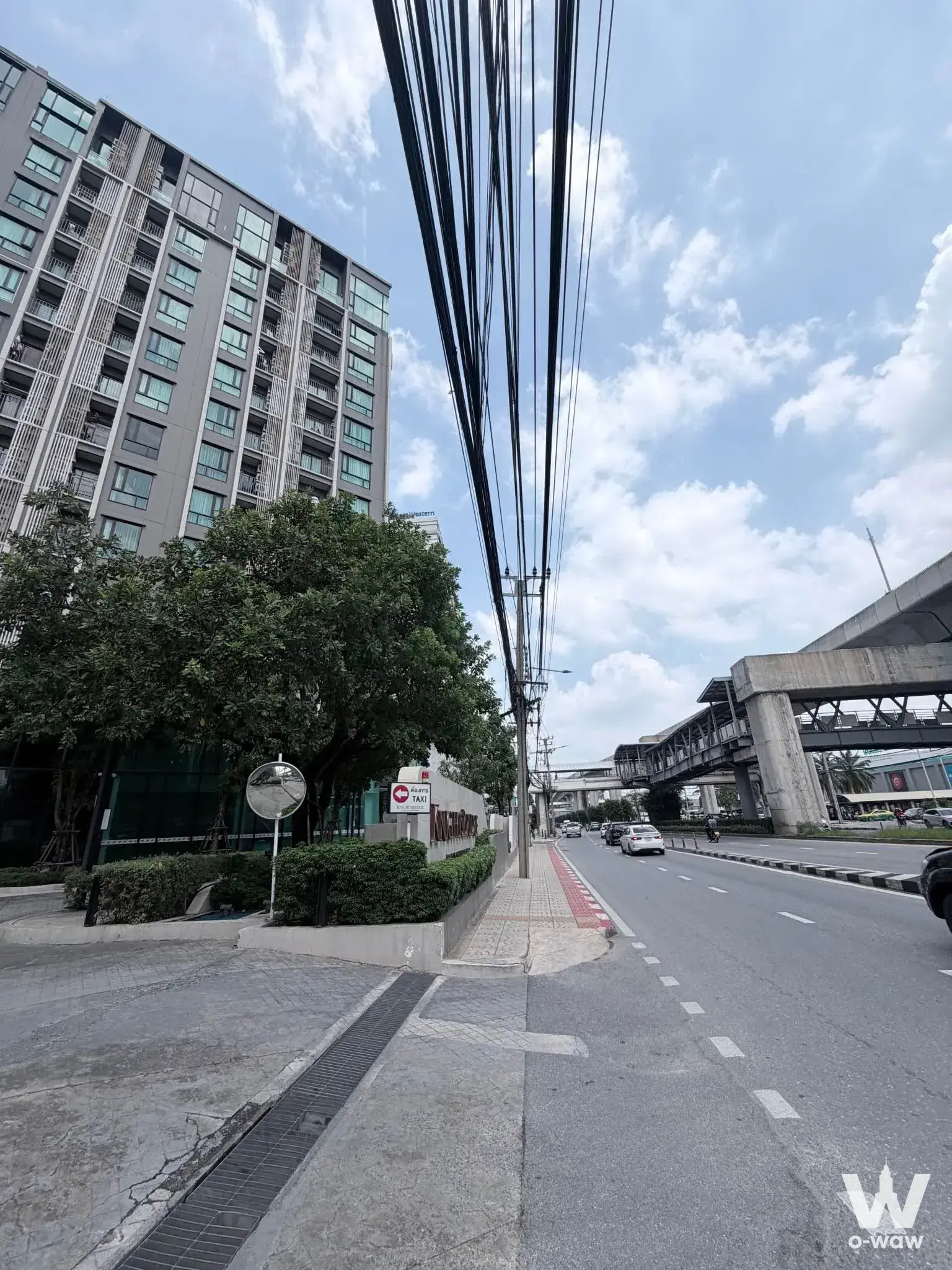 Condo with 1 bedroom for sale at KnightsBridge Phaholyothin Interchange — photo 1 of 5