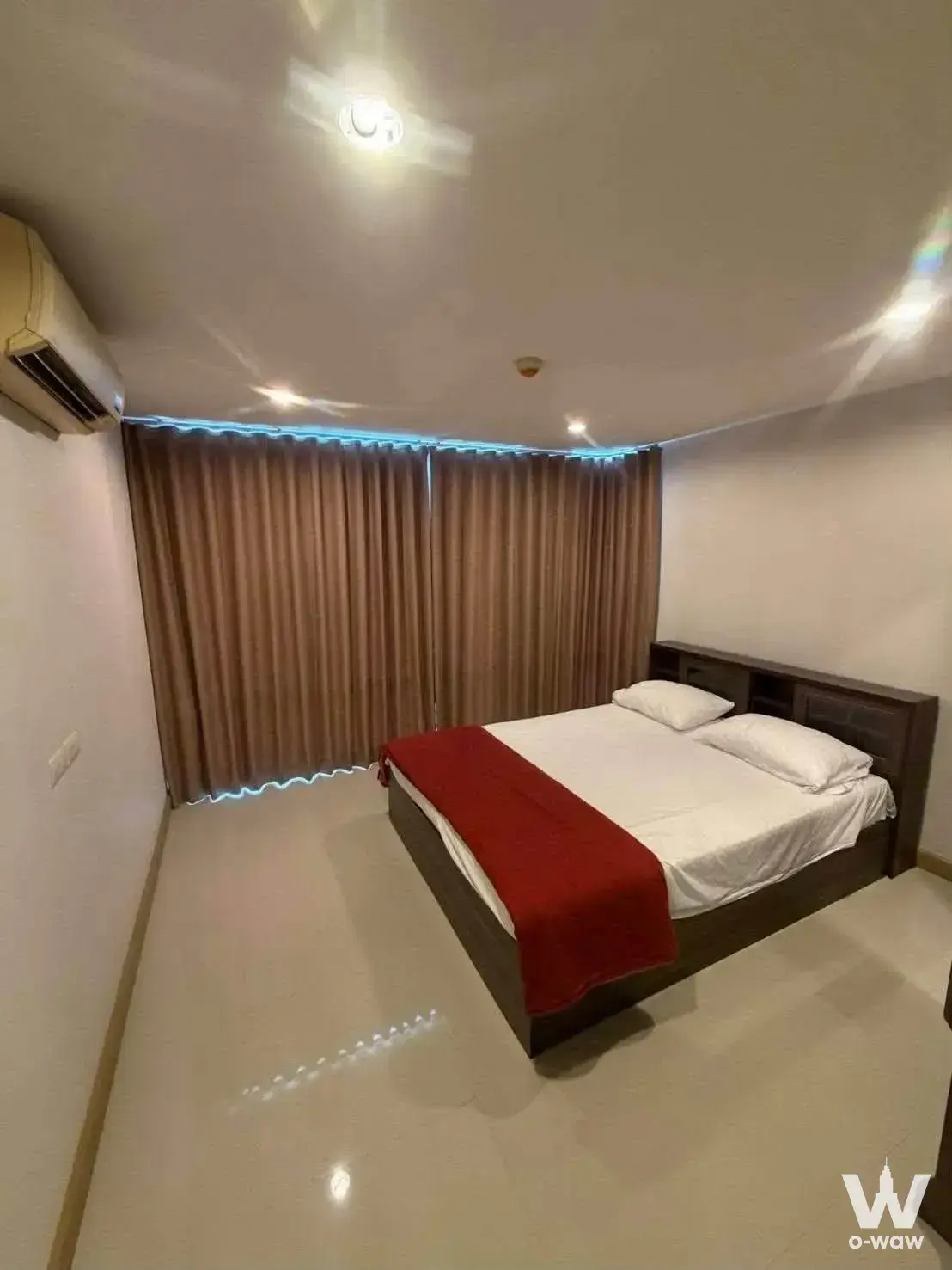 Condo with 2 bedrooms for rent at The Raffles Condominium — photo 4 of 5