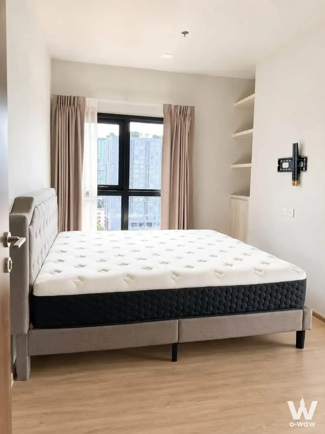 Condo with 2 bedrooms for rent at Metris Phatthanakan-Ekkamai — photo 5 of 5