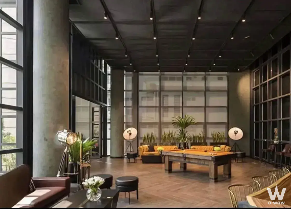 Condo with 2 bedrooms for sale at The Lofts Asoke — photo 2 of 5