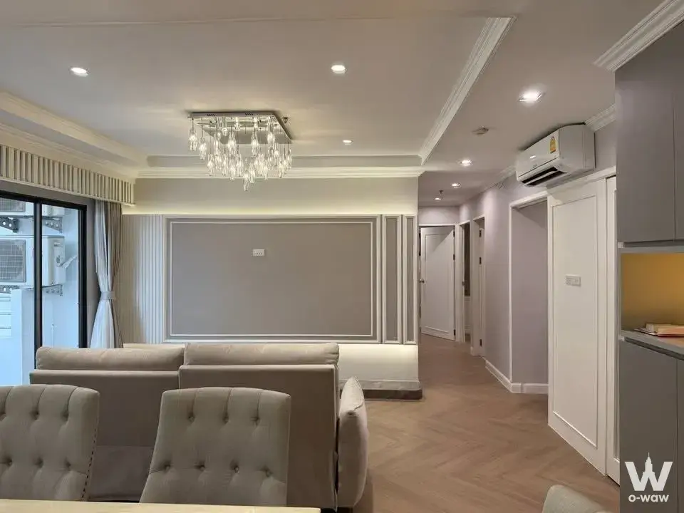 Condo with 3 bedrooms for rent at Topview Tower — photo 2 of 5