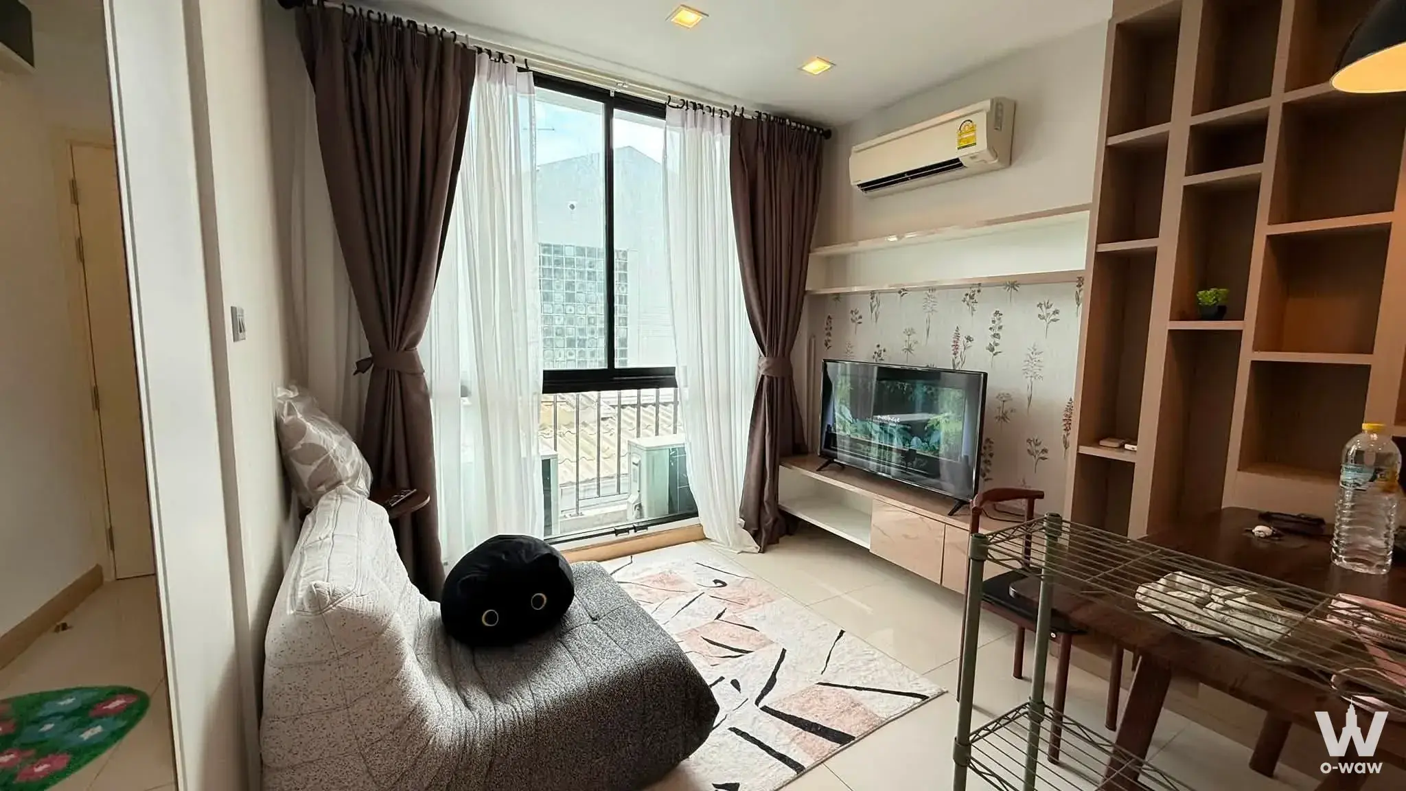 Soi Ekamai 12, Bangkok