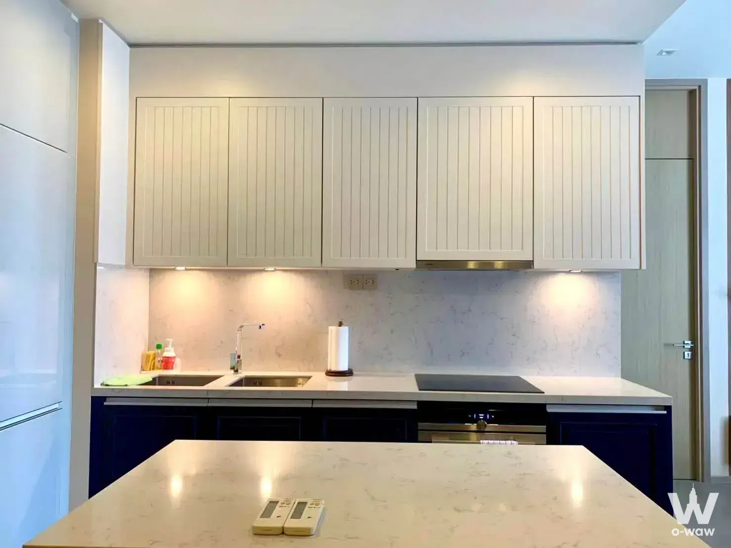 Condo with 2 bedrooms for rent at THE ESSE ASOKE — photo 2 of 5