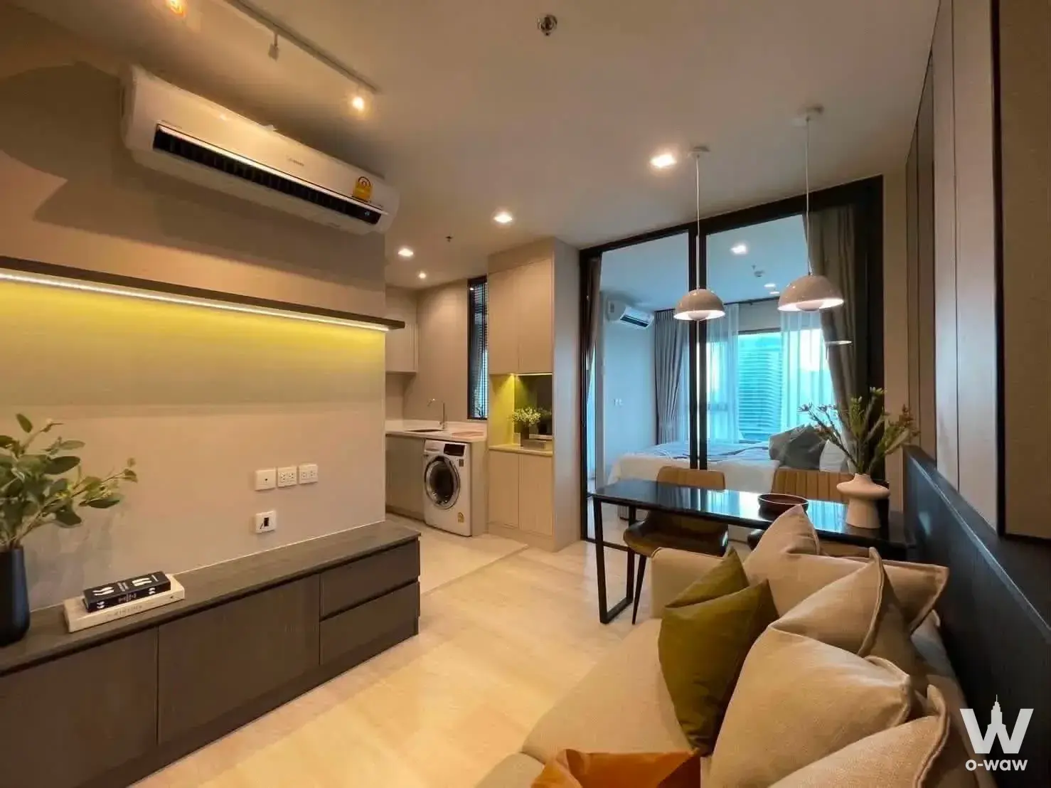 Condo with 1 bedroom for rent at Life One Wireless — photo 3 of 5