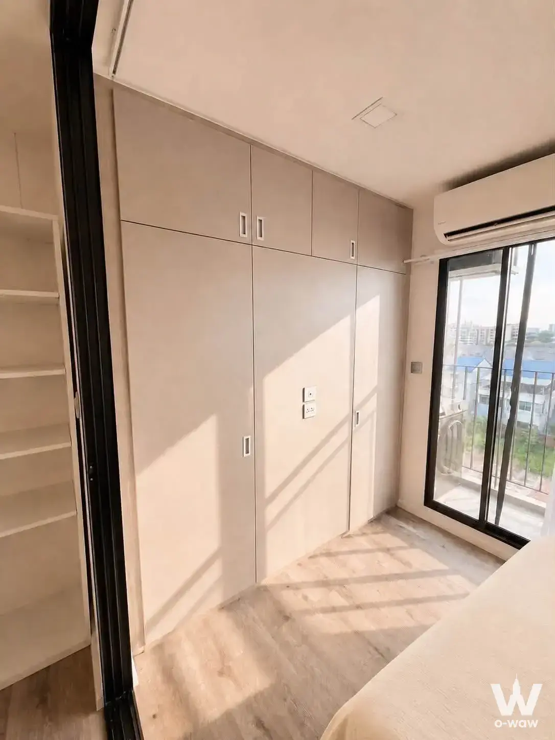 Condo with 1 bedroom for rent at Huai Khwang, Bangkok (Near MRT Huai Khwang and BTS Lat Phrao) — photo 5 of 5