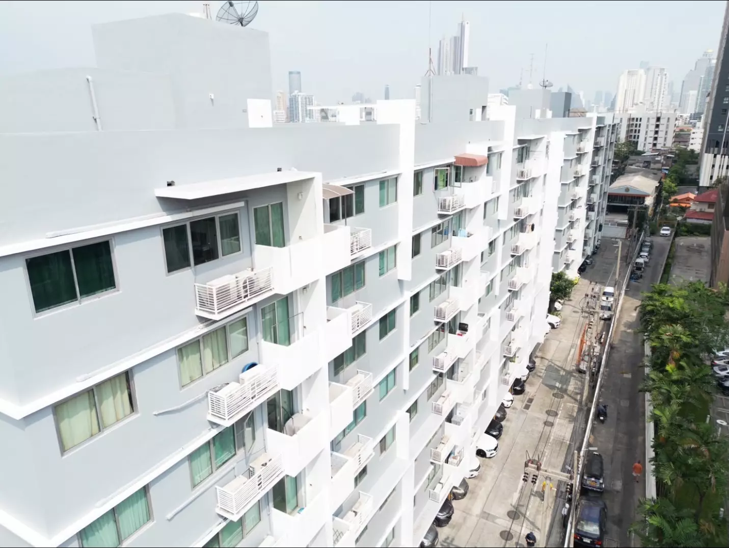 235 Soi Krungthonburi 1, Khlong Ton Sai Subdistrict, Khlong San District, Bangkok 10600