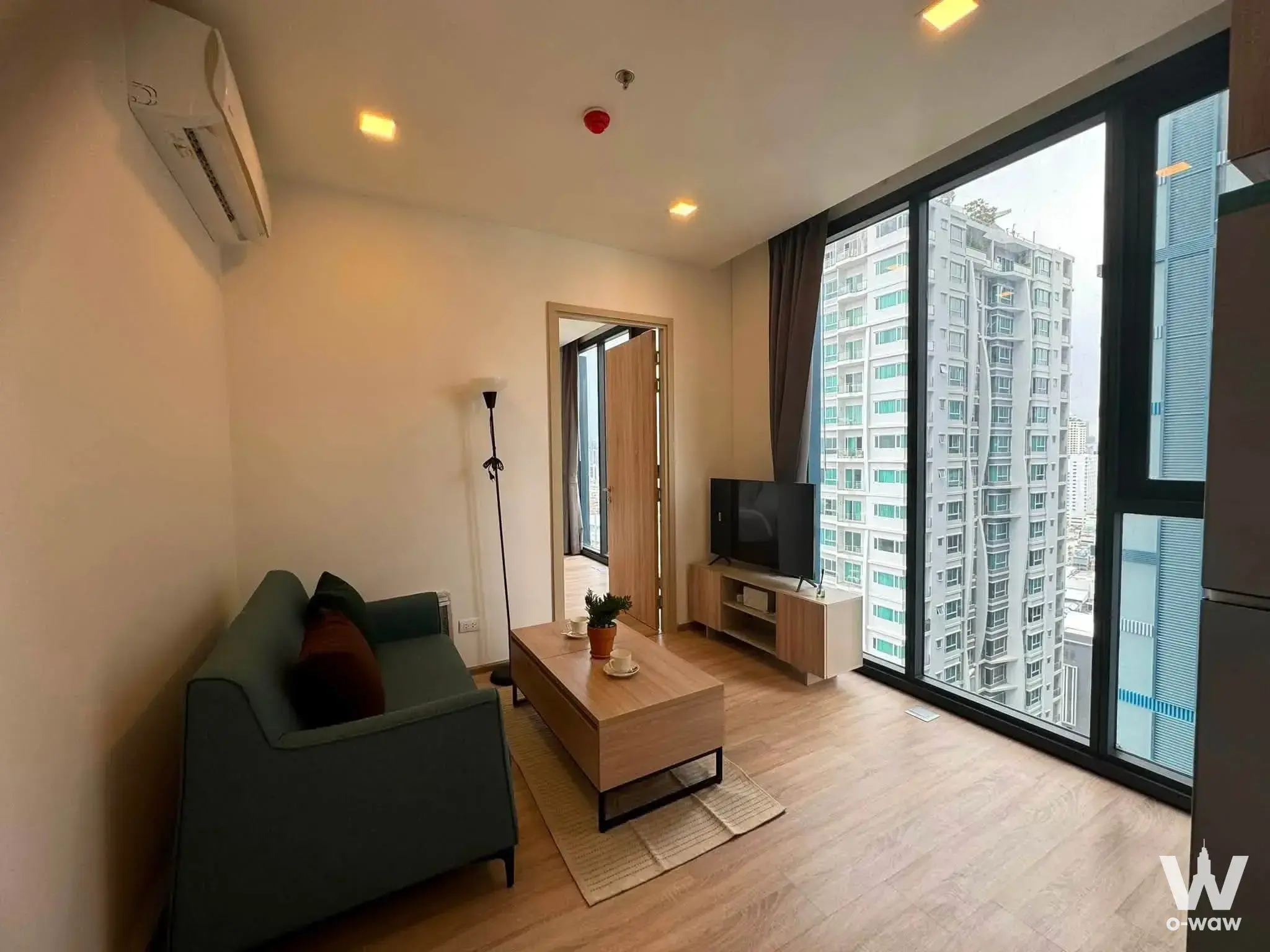 Near BTS Phaya Thai, Airport Rail Link, and Phyathai 1 Hospital