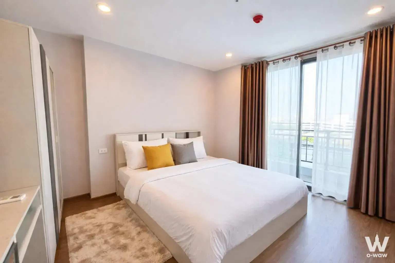Commercial with 1 bedroom for sale at Artisan Ratchada — photo 1 of 5