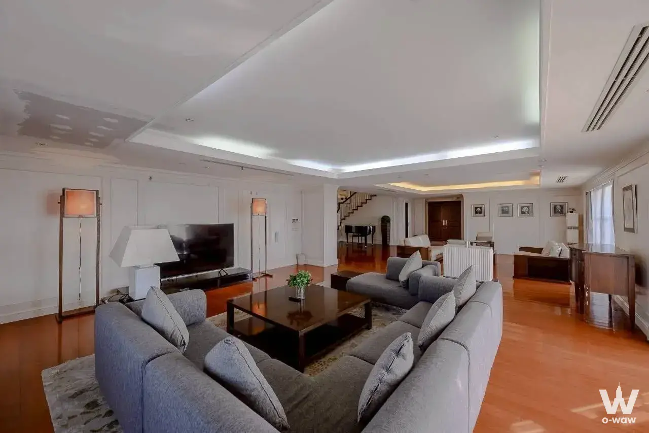 Condo with 4 bedrooms for sale at Las Colinas — photo 4 of 5