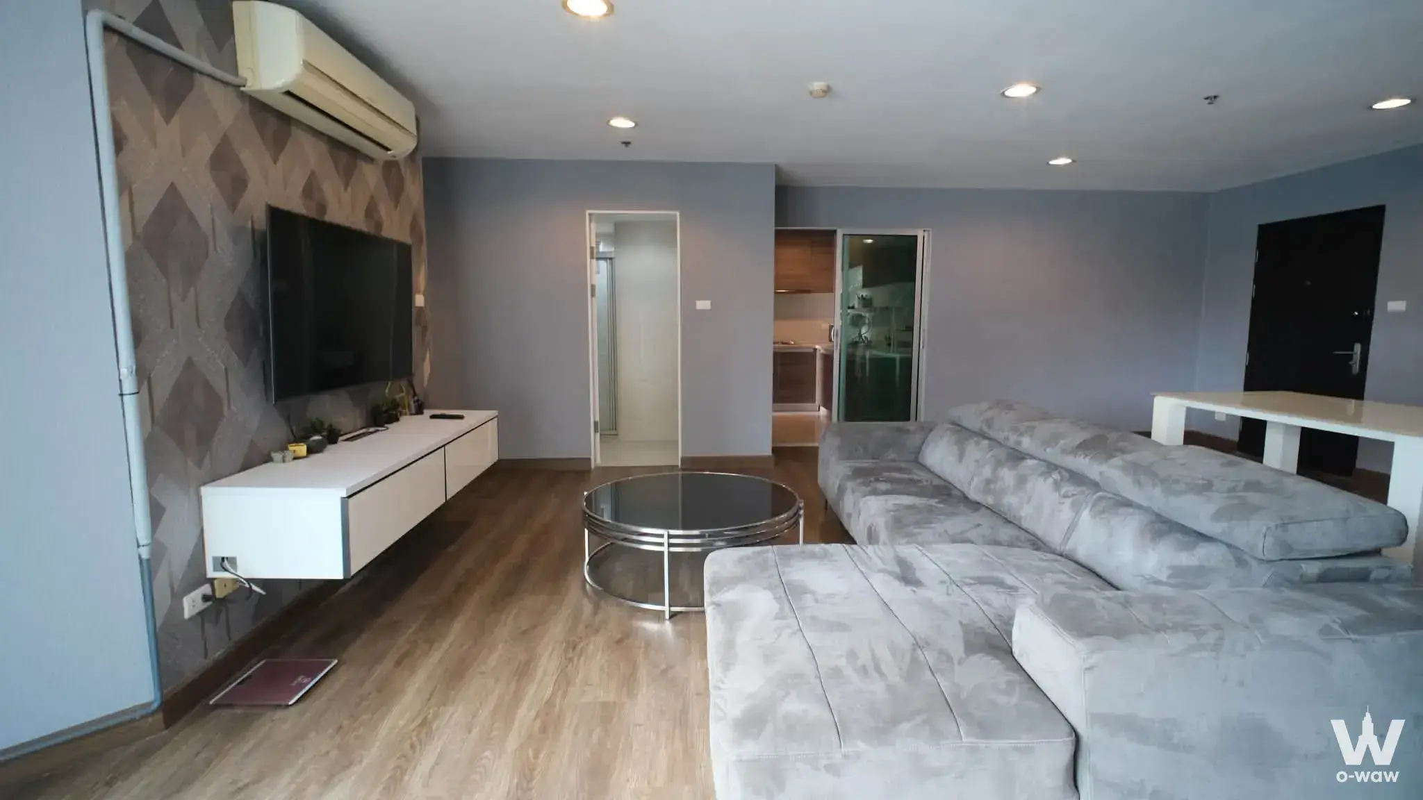 Condo with 3 bedrooms for rent at Belle Grand Rama 9 — photo 1 of 5