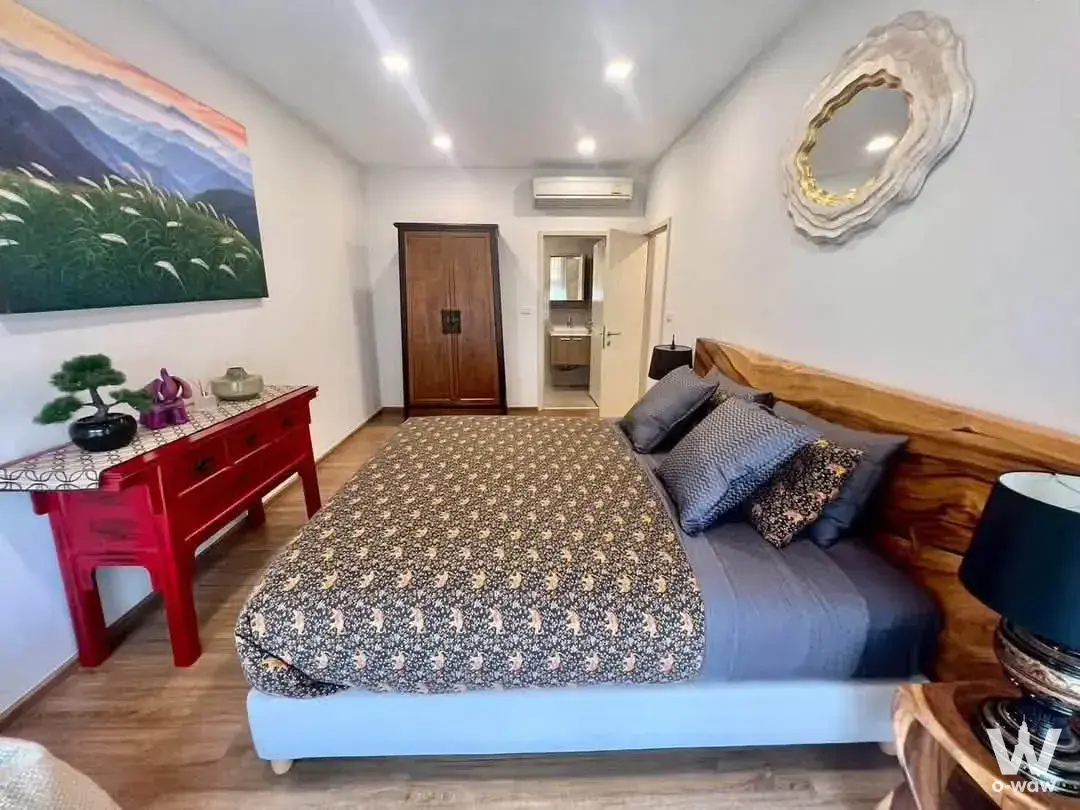 Commercial with 2 bedrooms for rent at HASU HAUS — photo 2 of 5